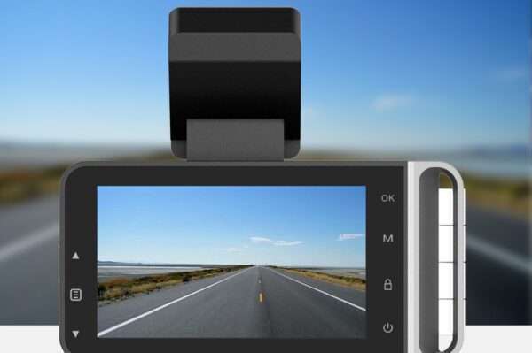 how does car camera work